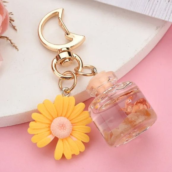 Small Yellow Chrysanthemum Bottle Key Chain - Picture 1 of 2